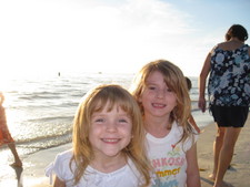 Highlight for Album: 12/27 - Fort Myers Beach with Kimmy, Mommy, Paige, Josie and Dad!
