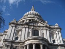 Highlight for Album: 3/28 - St. Pauls Cathedral, Tate Modern, Vinopolis and Wagamama!!