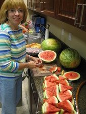 Gramma Marty cuts up the watermelon!