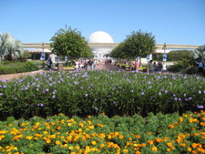 What a beautiful day -- we stopped back by Epcot Food & Wine Festival on our way home...